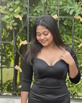 educated escort Nitya Bangalore